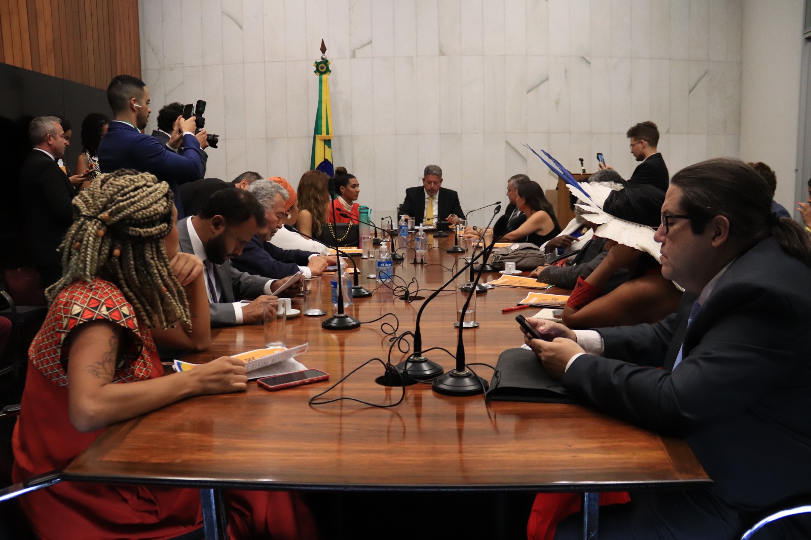 PSOL na Câmara cobra combate ao racismo e à violência política de gênero dentro do Parlamento