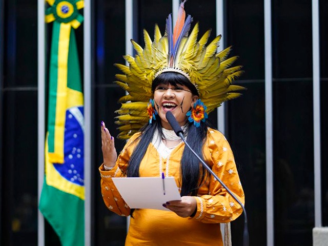 Deputada Federal Célia Xakriabá (MG) assume presidência da Comissão Amazônia e Povos Originários e Tradicionais 