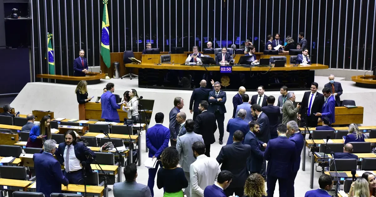 Federação PSOL/Rede propõe emendas ao parecer do relator do Novo Arcabouço Fiscal