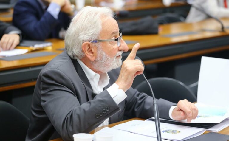 “Mudança na direção da ENEL não exime a empresa de se explicar sobre falhas no fornecimento de energia em SP”, afirma Ivan Valente