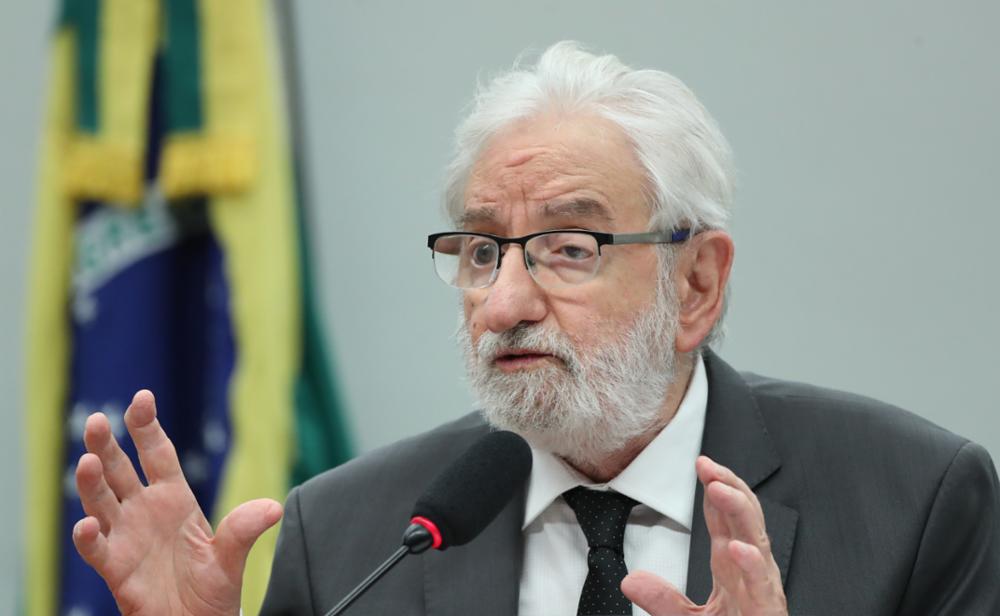 Ivan Valente defende a proibição completa da prática de 'fracking', técnica  poluente de extração de gás | PSOL na Câmara