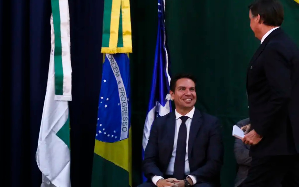 PSOL na Câmara quer mandato de Ramagem cassado por espionagem ilegal e desvio de função quando liderava a Abin no governo de Jair Bolsonaro