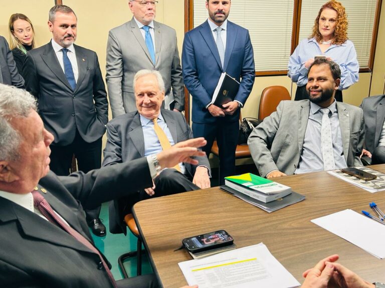 Pastor Henrique Vieira, vice-líder do Governo na Câmara, recebe Lewandowski em audiência