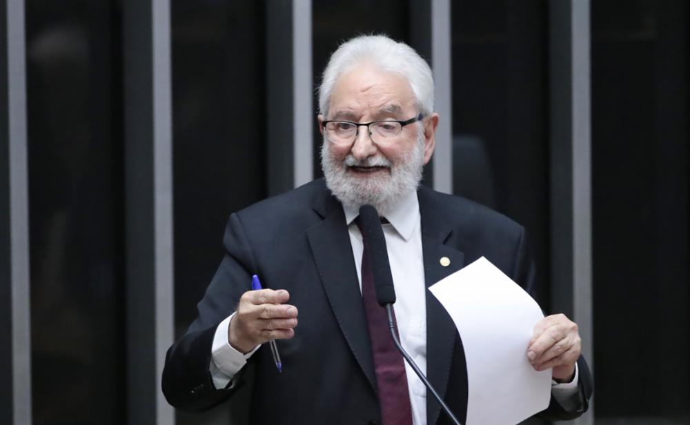 Ivan Valente e deputados do PSOL enfrentam extrema direita e aprovam requerimentos na Comissão de Direitos Humanos