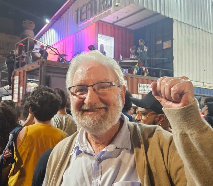 Ivan Valente apoia Teatro de Contêiner Mungunzá, em São Paulo