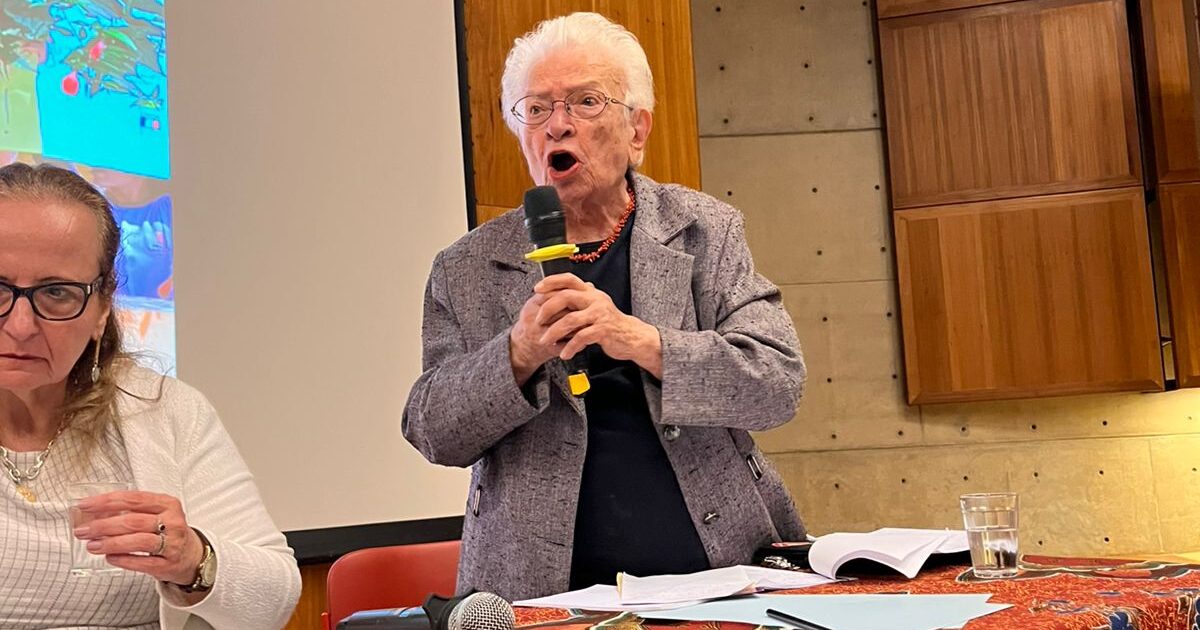 Erundina participa de debate na USP sobre Conselhos de Escola e Gestão Democrática