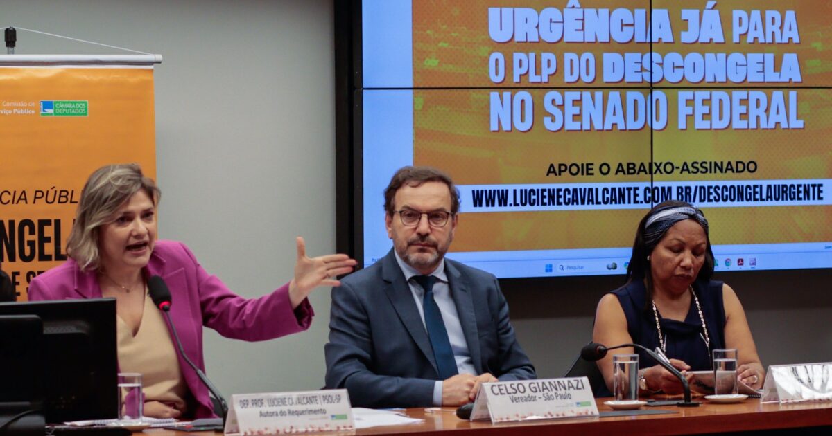 Deputada Professora Luciene faz campanha de combate às fake news contra o Descongela Já