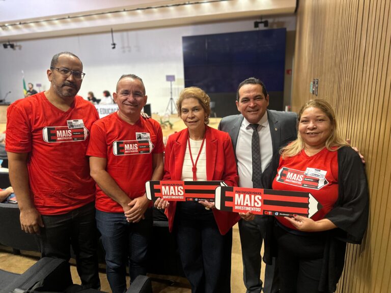 Deputado Paulo Lemos participa do III Encontro Regional pela Educação Pública em Brasília
