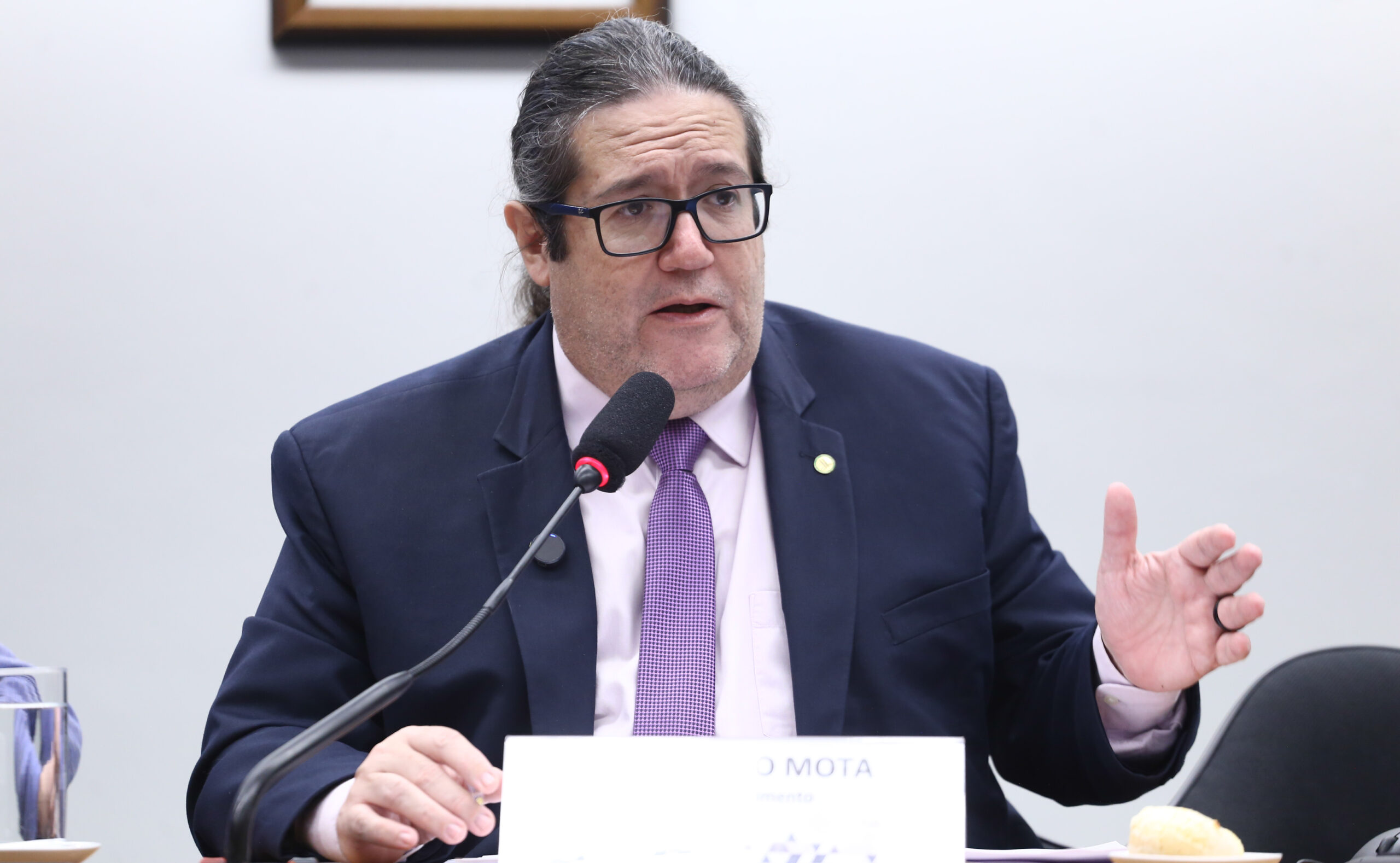 Atuação de Tarcísio Motta garante avanços no Custo Aluno-Qualidade no Sistema Nacional de Educação