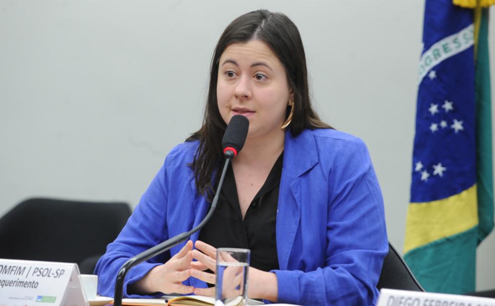 Sâmia Bomfim cobra cumprimento de acordo de greve em audiência com docentes da educação federal