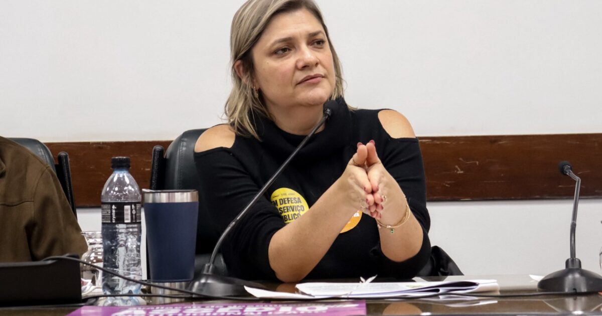 Deputada Professora Luciene lidera articulação nacional contra a farsa da reforma administrativa