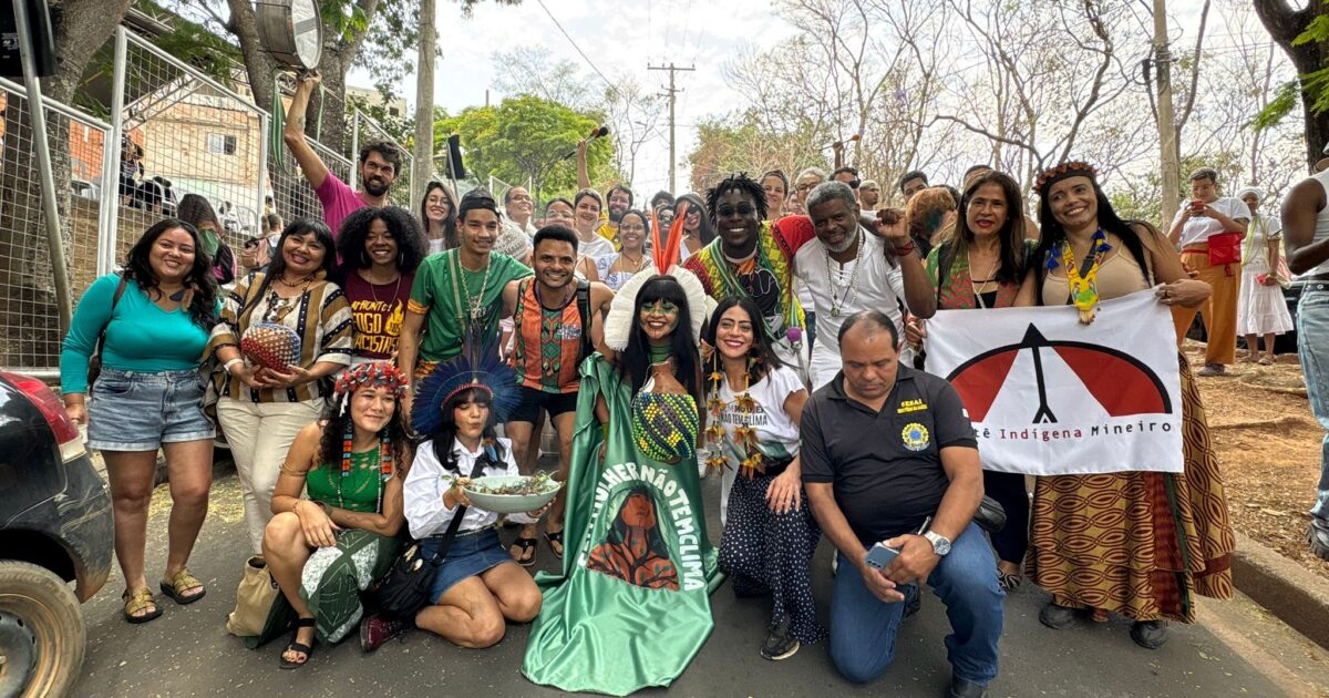 Pré-COP BH: Célia Xakriabá leva debate sobre justiça climática ao Serrão e lança proposta contra o racismo ambiental