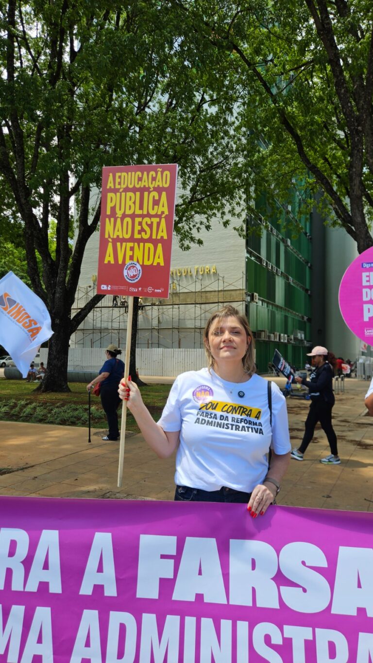 Deputada Professora Luciene lidera mobilização nacional contra a Reforma Administrativa