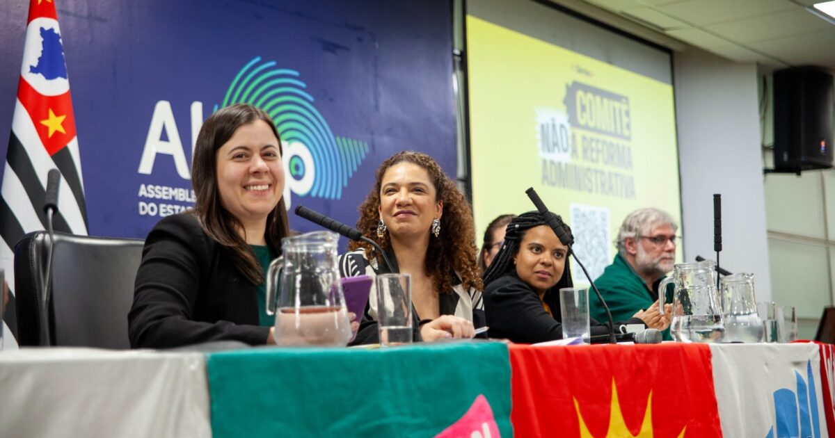 Sâmia Bomfim realiza seminário em defesa dos serviços públicos e participa da marcha nacional contra a Reforma Administrativa