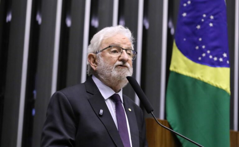 Deputado federal Ivan Valente protocola projeto de lei para tributar LCAs e CRAs