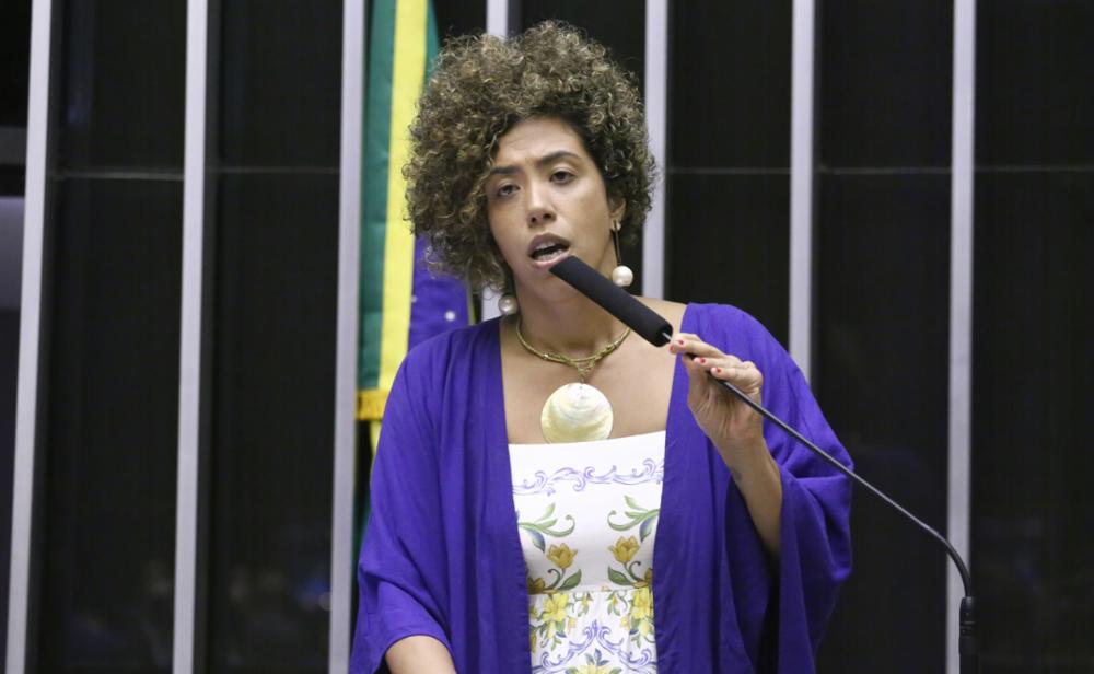 Talíria Petrone propõe medidas emergenciais após chacina promovida por governador do RJ, a maior da história