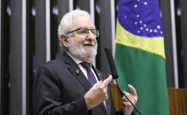 Às vésperas da COP 30, deputado federal Ivan Valente (PSOL/SP) reafirma posição contra a exploração de petróleo na Foz do Amazonas