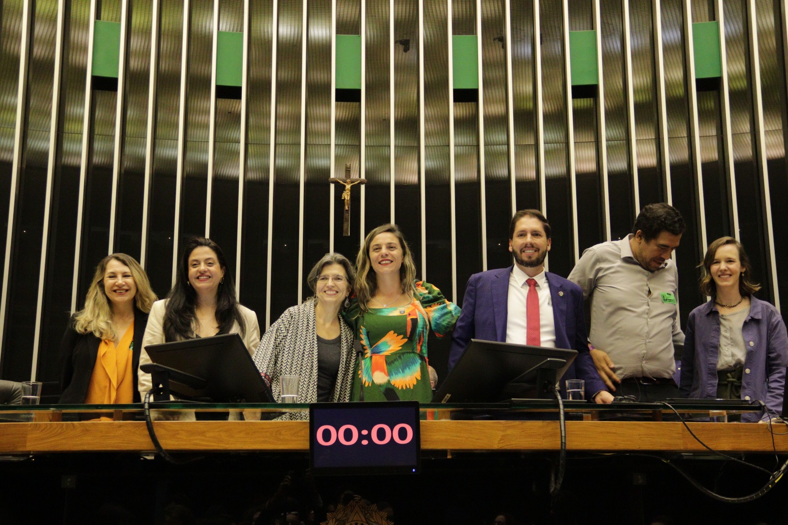 Fernanda Melchionna realiza sessão solene em homenagem a Érico Veríssimo na Câmara dos Deputados