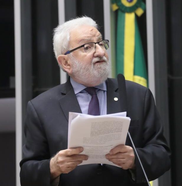 Aprovado projeto do deputado Ivan Valente que fortalece o papel da sociedade na fiscalização da merenda escolar