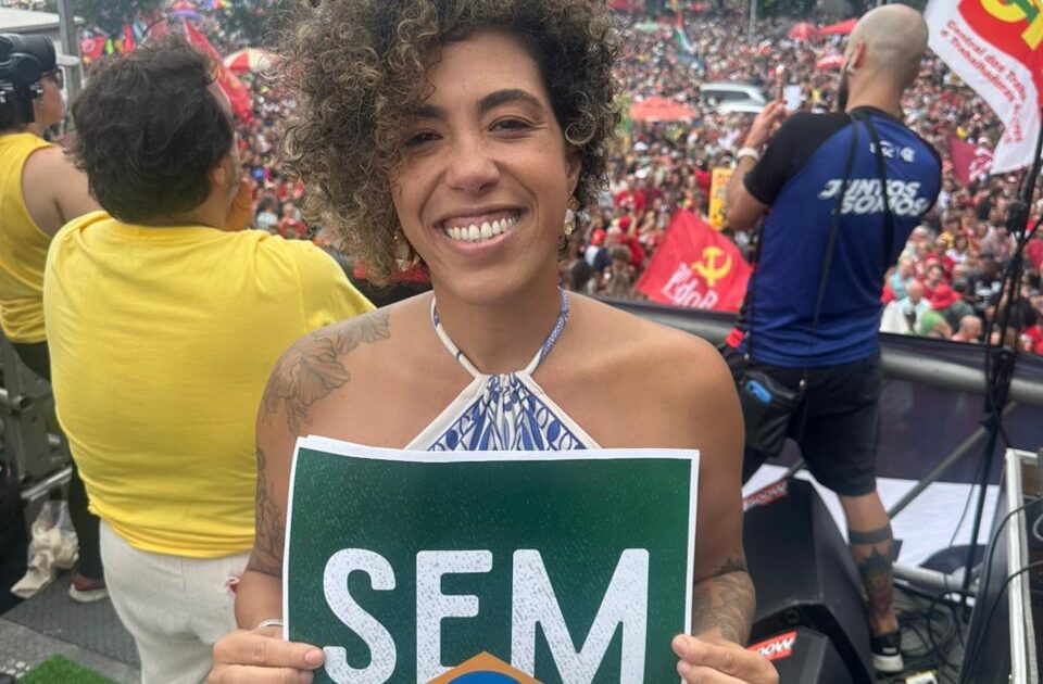 “Julgados, condenados e presos!”, afirma Talíria Petrone em ato no Rio de Janeiro contra PL da Dosimetria para golpistas