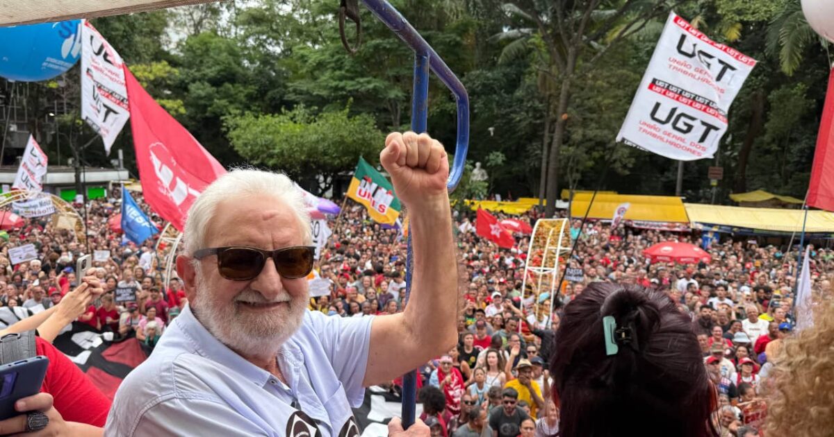 Ivan Valente participa de ato contra anistia a golpistas
