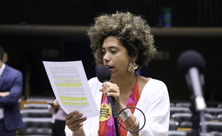 Talíria Petrone denuncia Twitter/X na PGR e Ministério da Justiça por reproduzir cenas de estupro e abuso sexual na plataforma