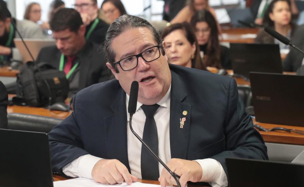 Deputado Tarcísio Motta é o novo líder da bancada do PSOL na Câmara para o ano de 2026