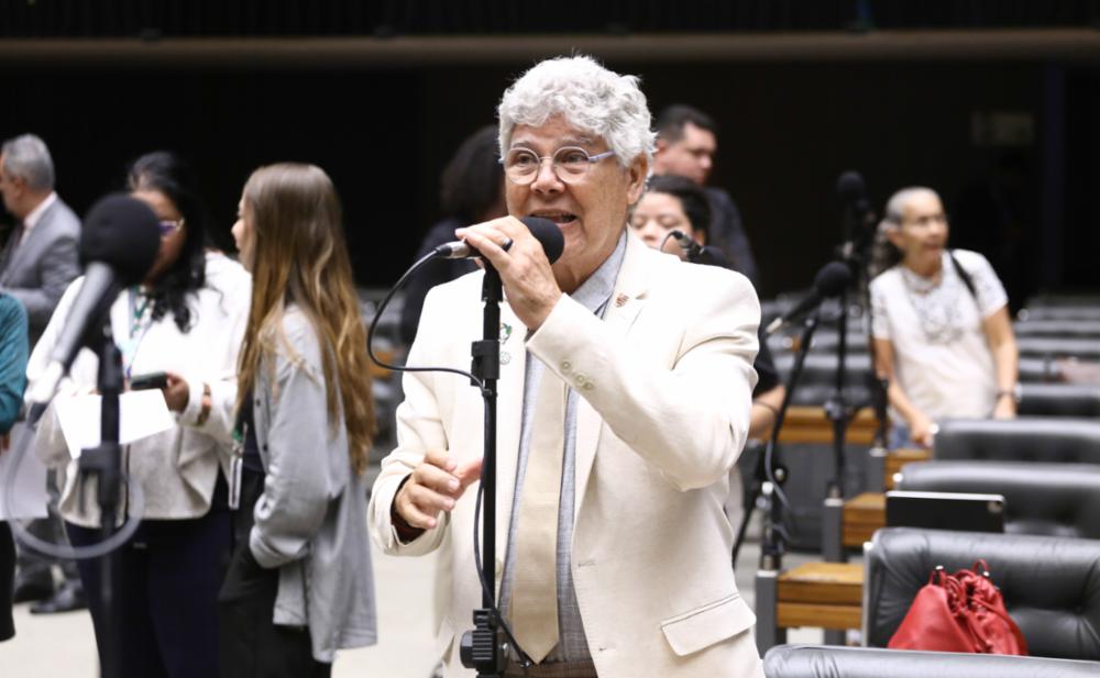 Chega de supersalários no funcionalismo