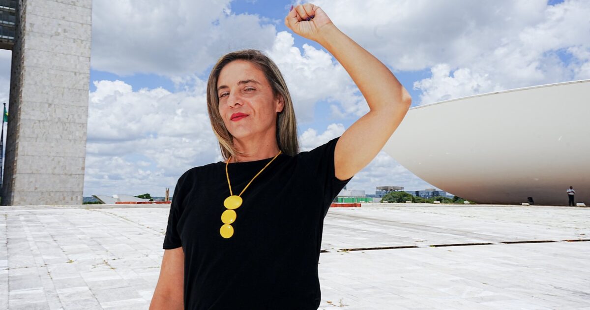 Fernanda Melchionna propõe dois projetos para frear o aumentos dos preços dos combustíveis