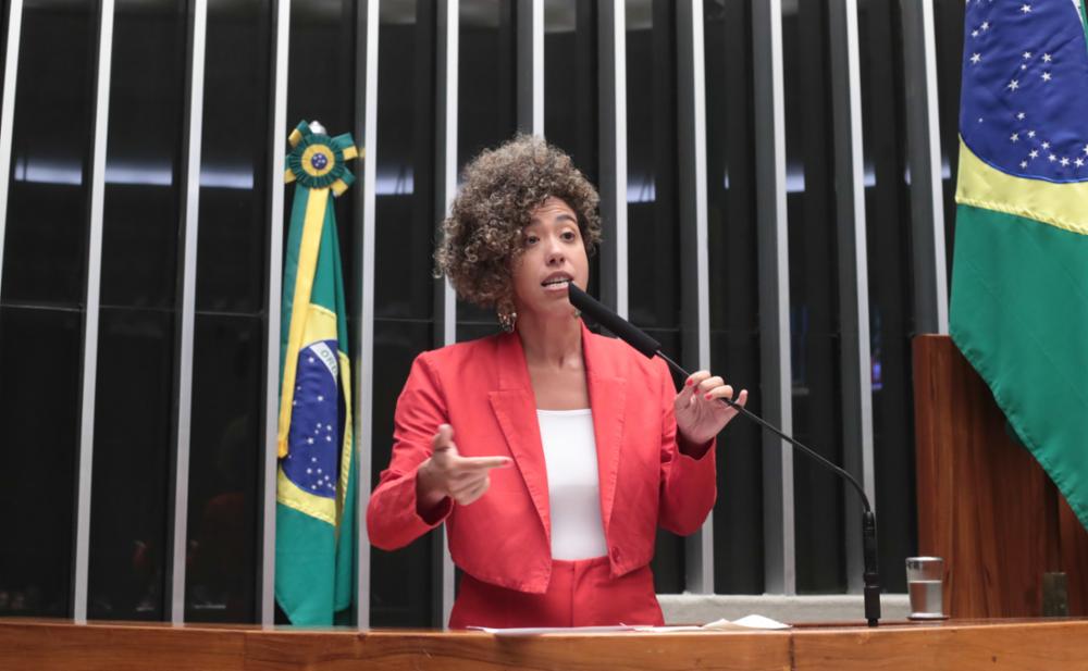 Talíria Petrone protocola decreto para mudar regra e Congresso indicar nomes de mulheres para compor o TCU
