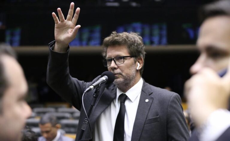 Federação PSOL/Rede pede cassação do mandato de Mario Frias por quebra de decoro parlamentar